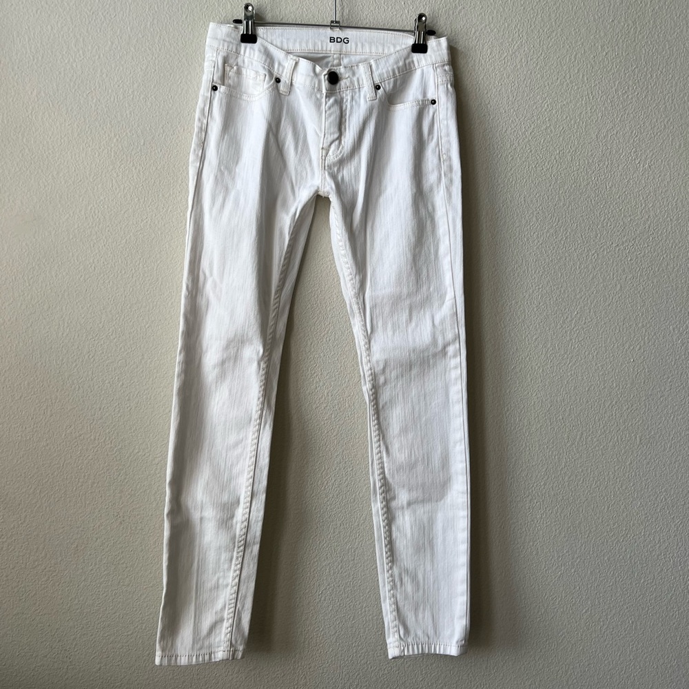 White BDG Urban Outfitter Jeans